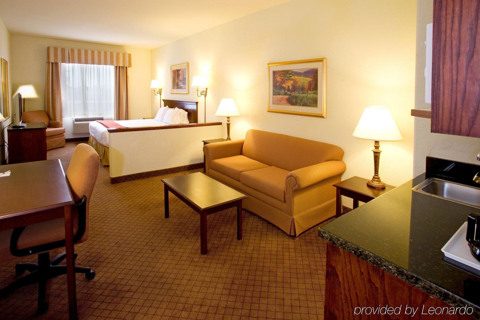 Holiday Inn Express Hotel And Suites Weslaco By Ihg Δωμάτιο φωτογραφία