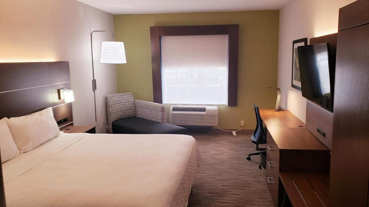 Holiday Inn Express Hotel And Suites Weslaco By Ihg Εξωτερικό φωτογραφία
